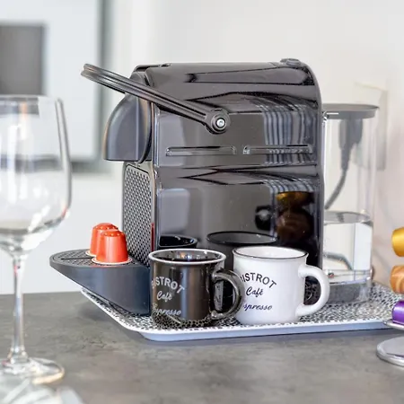 Bienvenue Au Solenne Votre Pied-a-terre De Charme Au Coeur De